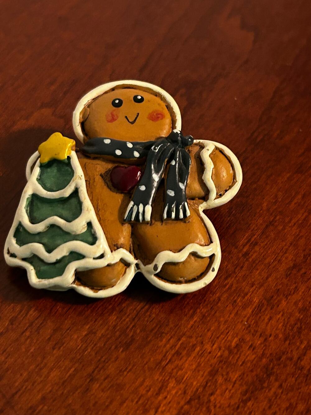 Vintage Christmas Gingerbread Man Brooch Pin Holidays Are Coming 1.5" x 2"